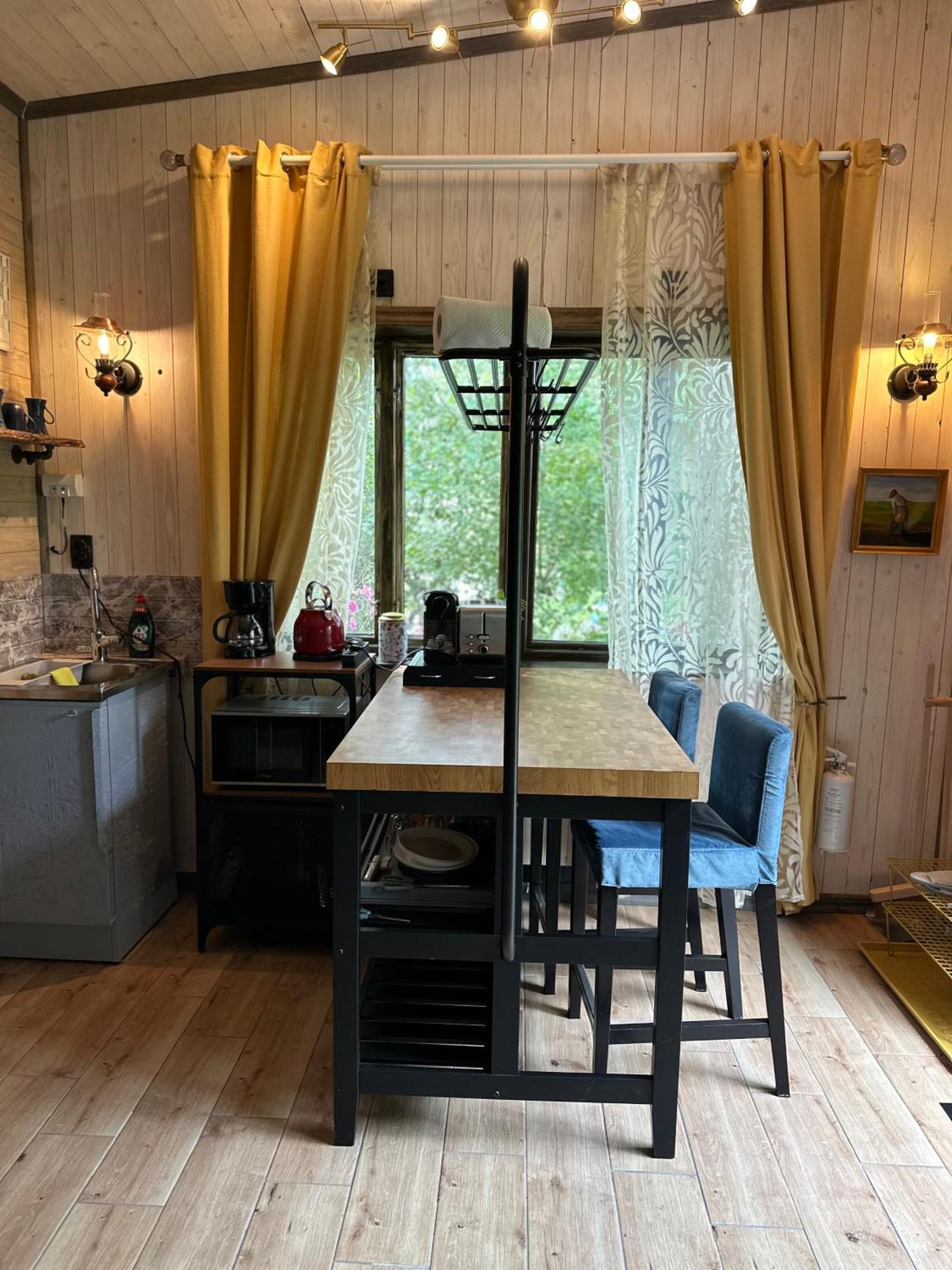 Viksbergstugan Sodertalje Bagian luar foto